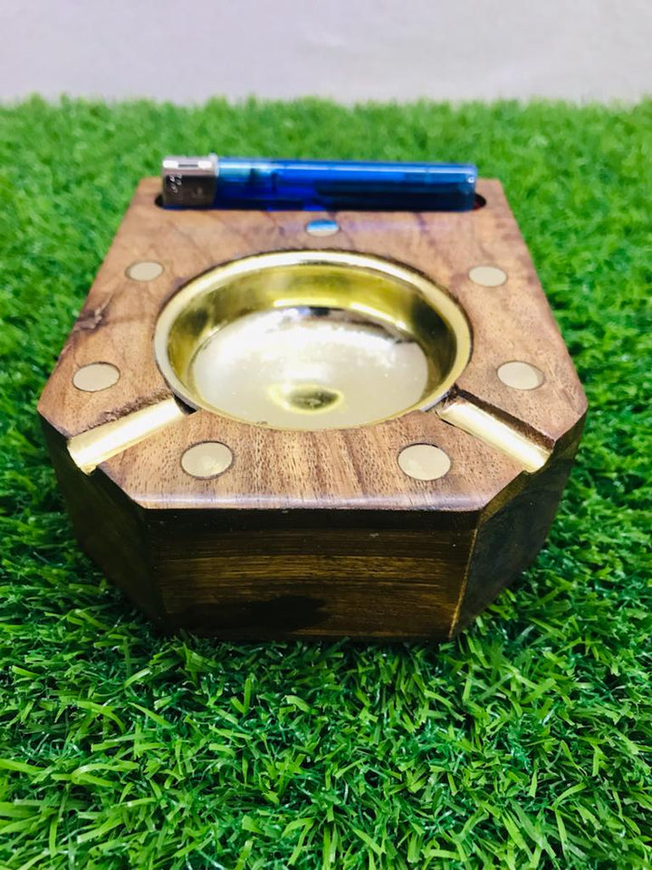 WOODEN CIGARETTE ASH TRAY With lighter 5 X 4 INCH